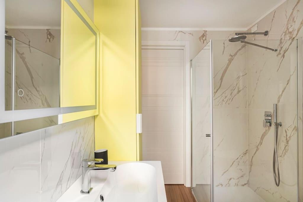 Amazing Apartment In Duomo ミラノ エクステリア 写真